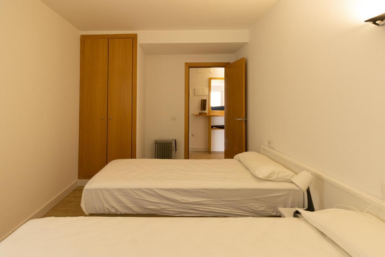 Vista Roses Mar - Apartamento Con Piscina II Kültér fotó