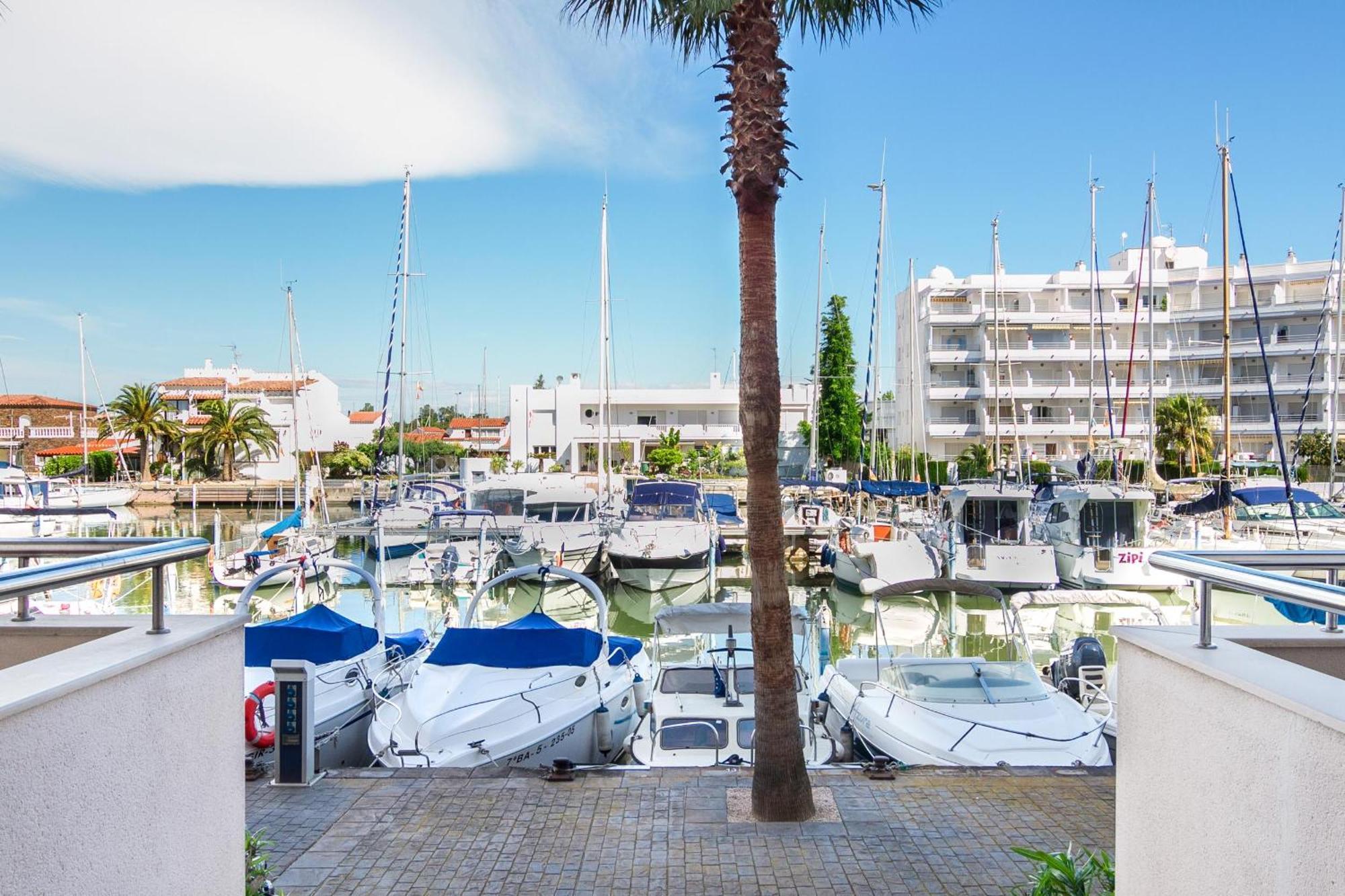 Vista Roses Mar - Apartamento Con Piscina II Kültér fotó